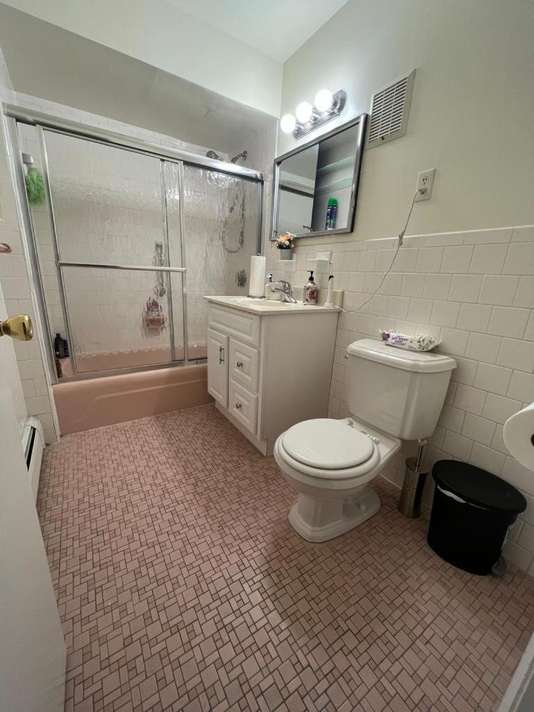 Private Room In A Grand House Boston Esterno foto